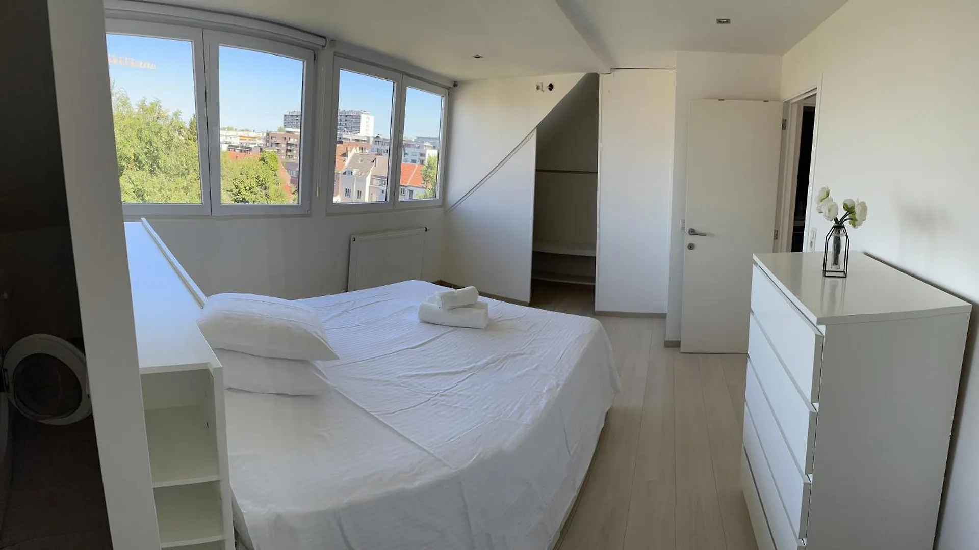 Appartamnet 3 Bedroom + Living Brussels Apartment